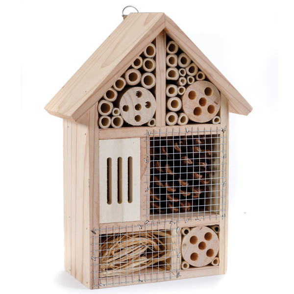 The Cedar Minibeast Hotel – A Premium Insect Hotel for Your Garden